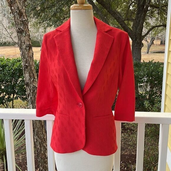 Donna Degnan Textured Red Jacket - Picture 1 of 7
